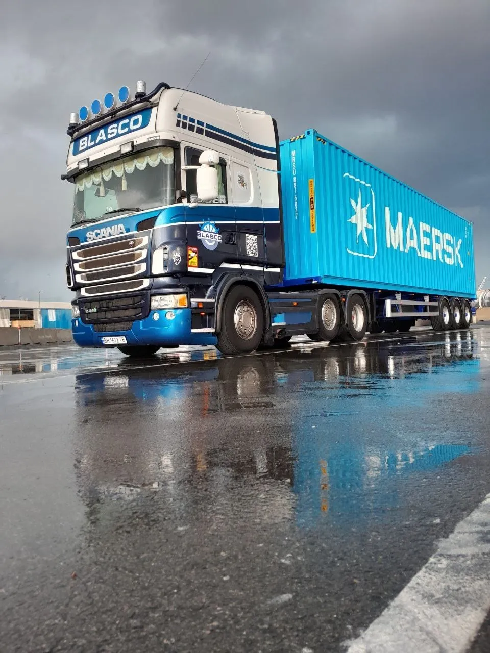 BLASCO container truck